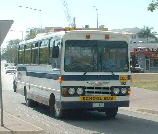 Buslink Hino FD166L Newro 252
